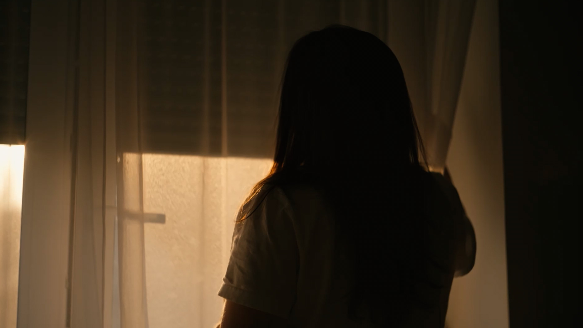 Montage video first frame